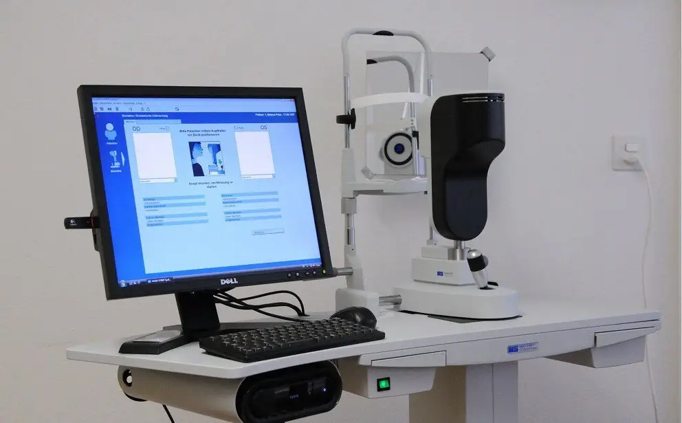 Operacija katarakte - Ugradnja multifokalnih sočiva u "Perfect Vision" - dr Branka Ivošević i dr Ranko Gvozdenović