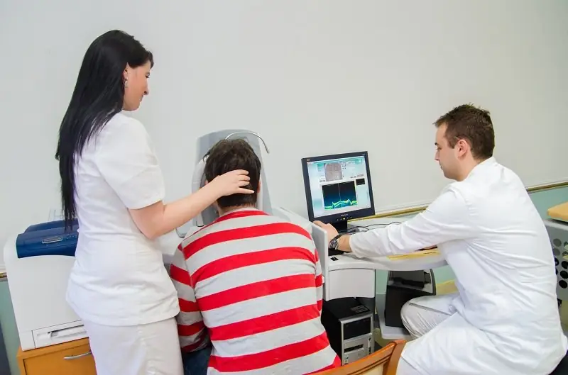 Szemvizsgálat optikai koherencia tomográffal (OCT)