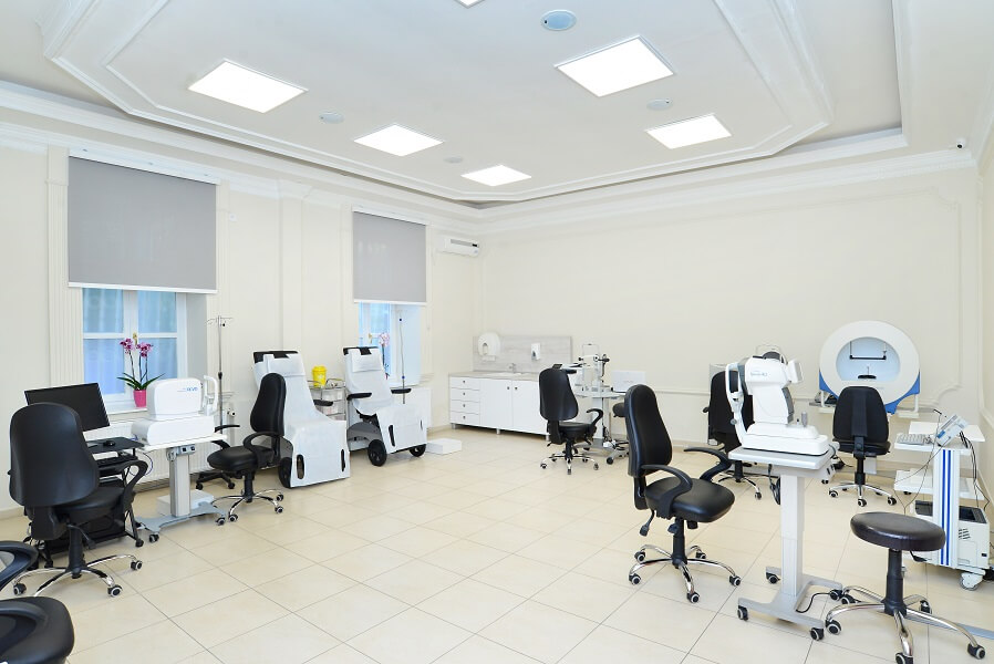 orvosi központ klinika szemészi szolgáltatások)