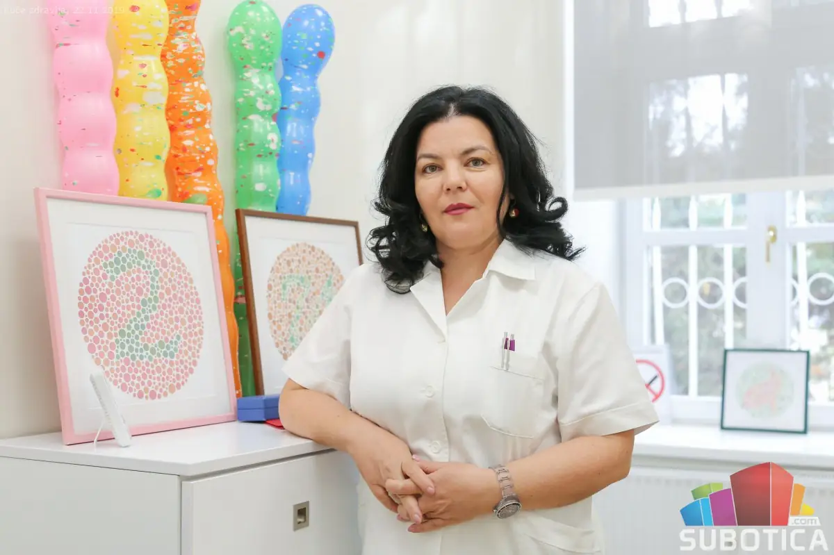 Free eye examinations on the occasion of Universal Children's Day