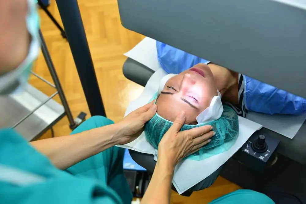 operacija-laserskog-skidanja-dioptrije-14