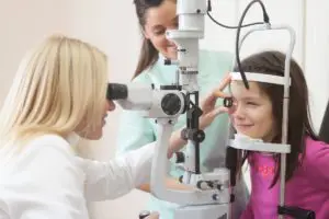 Hogyan lehet meghatározni a gyengénlátást?